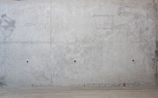 Concrete Wall Resurfacing in Crestview